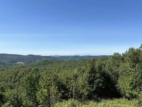 433 Freeman Road Pomfret VT 05053