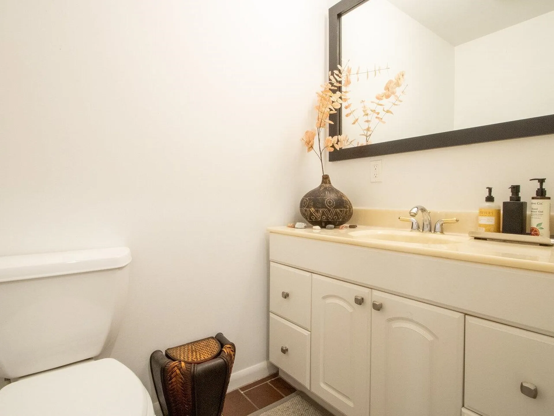 695 Oak Knoll Road Williston VT 05495