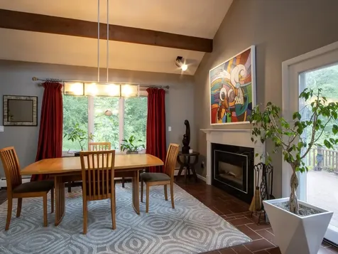 695 Oak Knoll Road Williston VT 05495