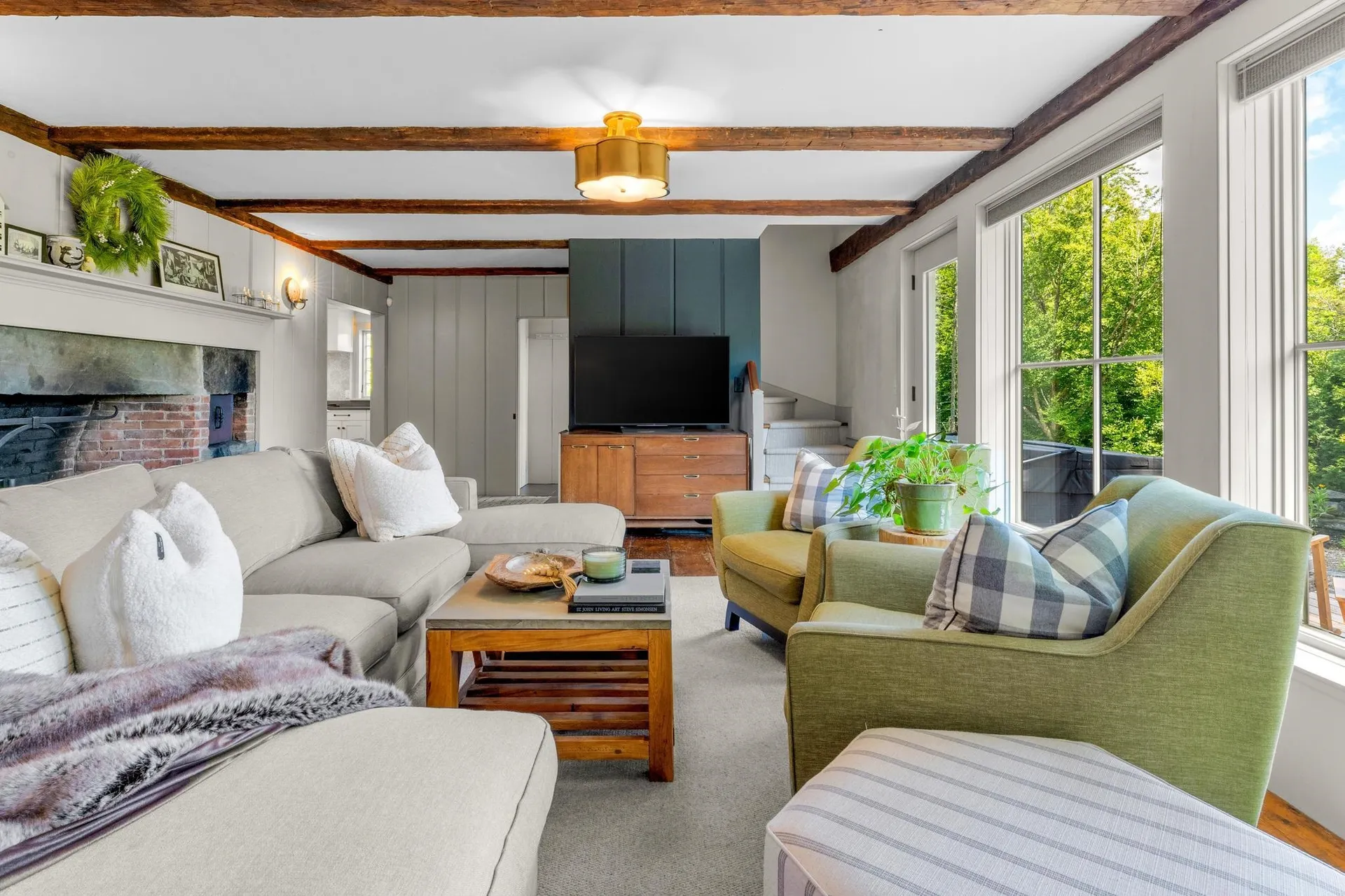 1778 Hells Peak Road Londonderry VT 05148