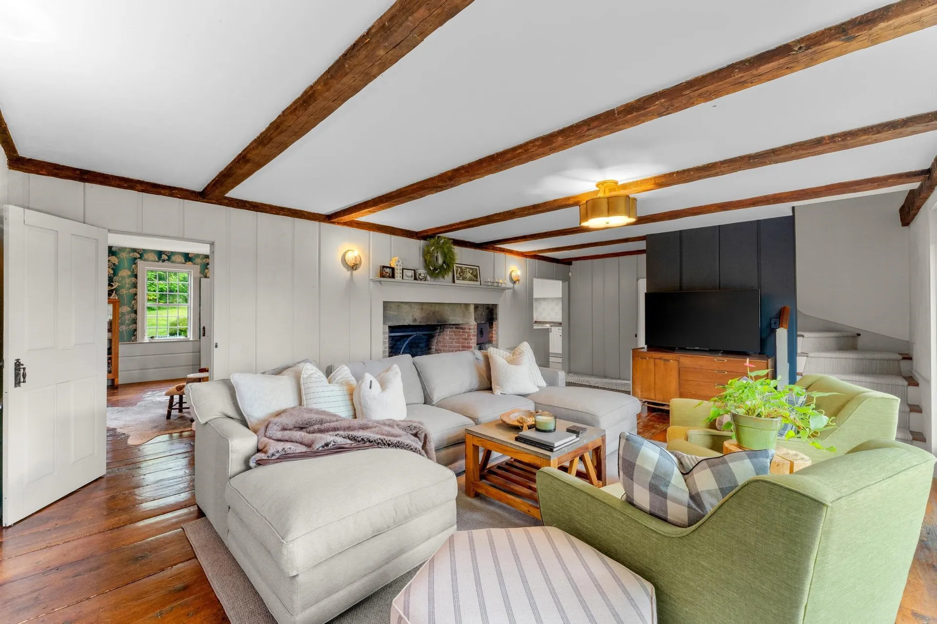 1778 Hells Peak Road Londonderry VT 05148