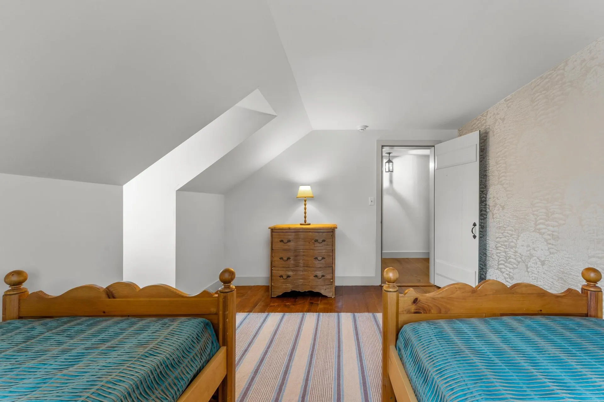 1778 Hells Peak Road Londonderry VT 05148