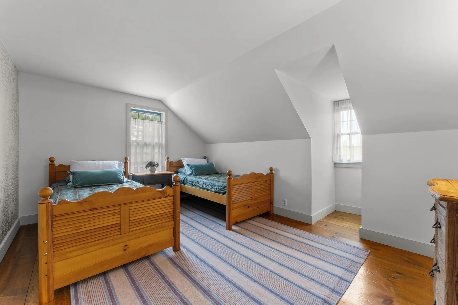 1778 Hells Peak Road Londonderry VT 05148