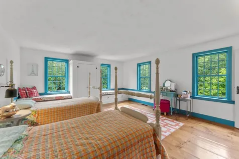 1778 Hells Peak Road Londonderry VT 05148