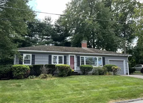 19 Alexander Avenue Salem NH 03079