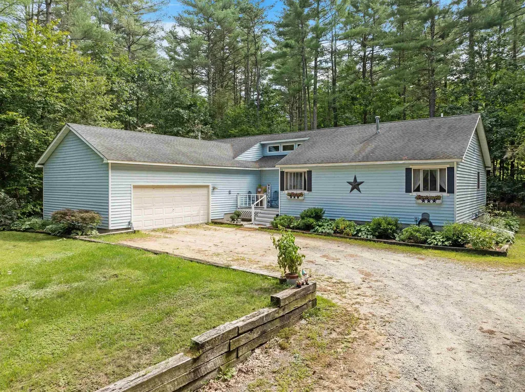 28 Drake Circle Loudon NH 03307
