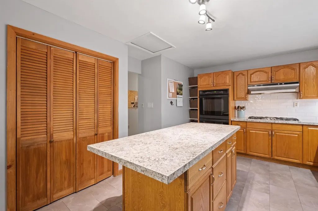 28 Drake Circle Loudon NH 03307