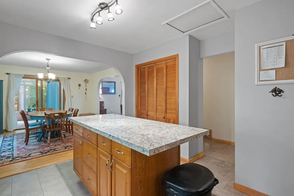 28 Drake Circle Loudon NH 03307