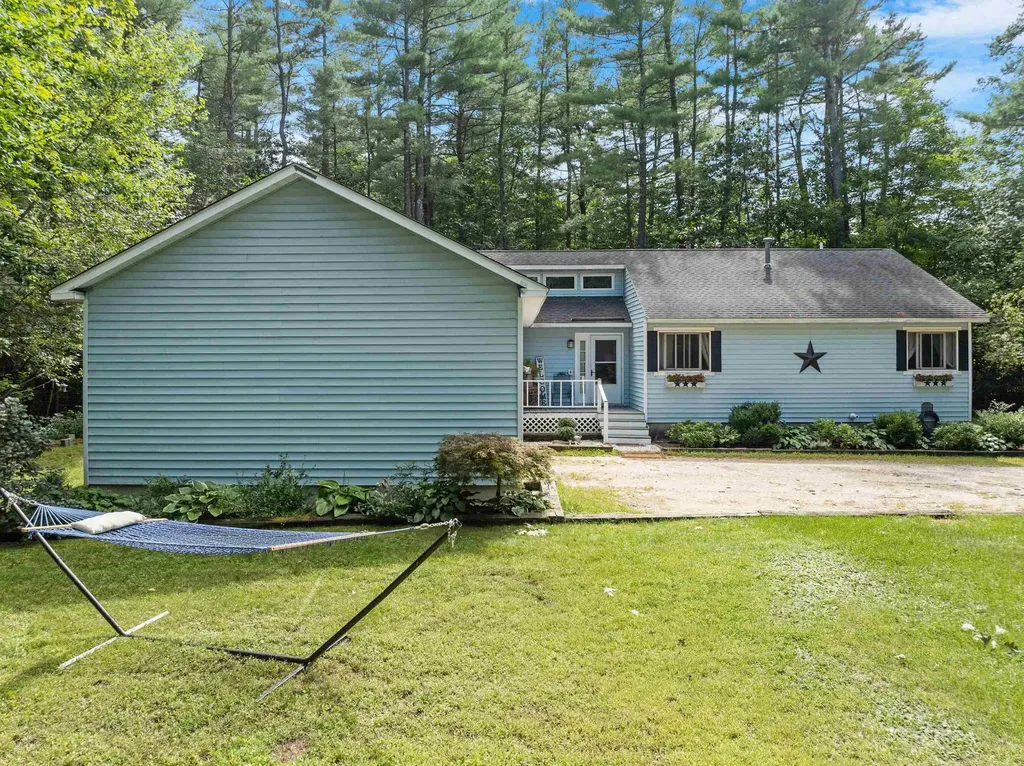28 Drake Circle Loudon NH 03307