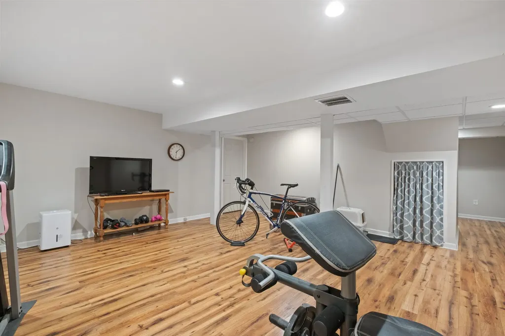 28 Drake Circle Loudon NH 03307