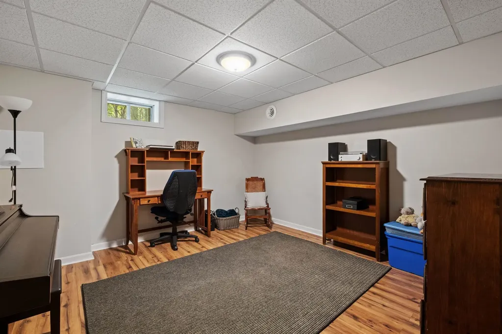 28 Drake Circle Loudon NH 03307
