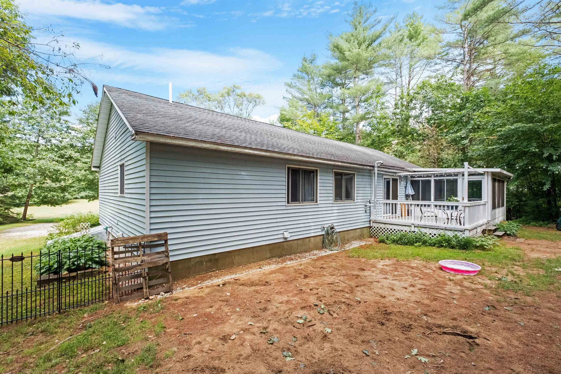 28 Drake Circle Loudon NH 03307