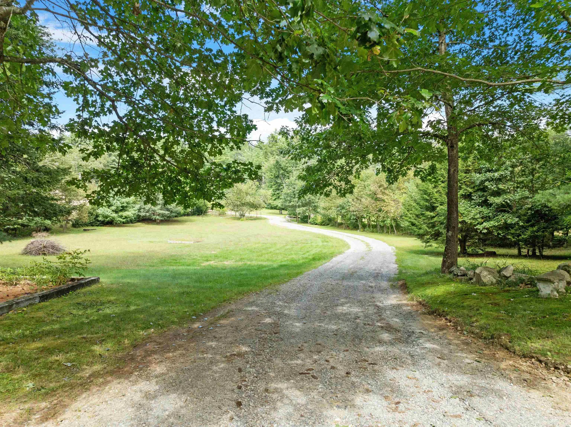 28 Drake Circle Loudon NH 03307