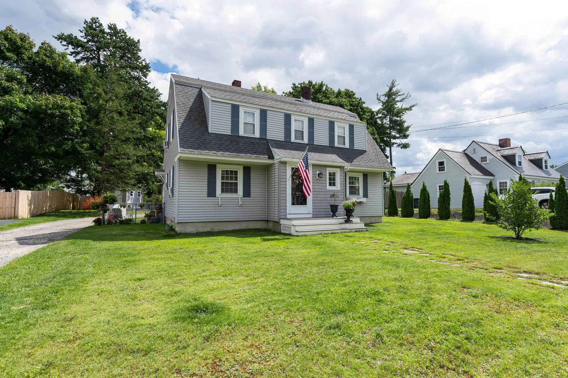 4 E Dunstable Road Nashua NH 03060