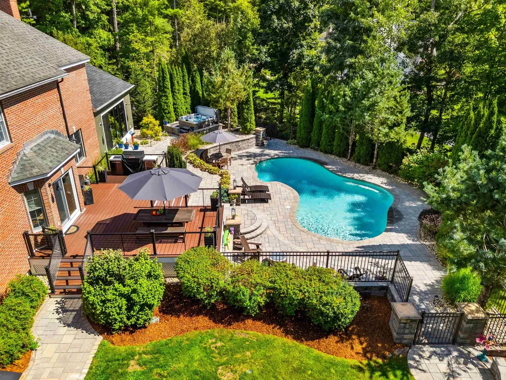 6 Marston Drive Bedford NH 03110