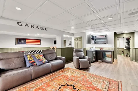 6 Marston Drive Bedford NH 03110