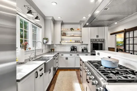 6 Marston Drive Bedford NH 03110