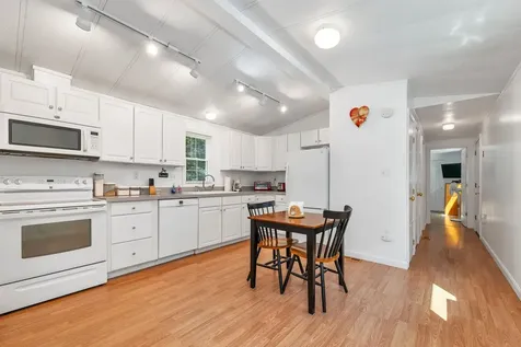 102 Hunter Lane Farmington NH 03835