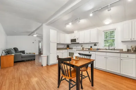 102 Hunter Lane Farmington NH 03835