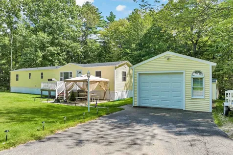 102 Hunter Lane Farmington NH 03835