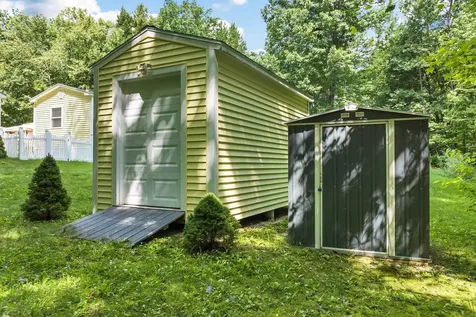 102 Hunter Lane Farmington NH 03835