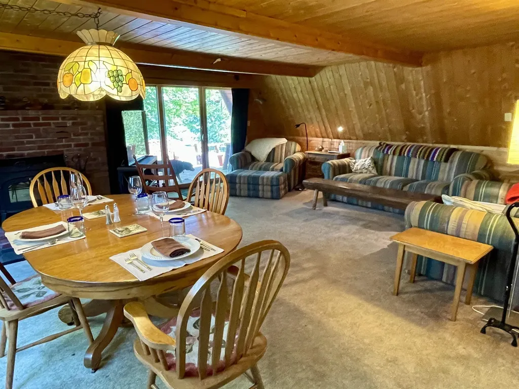 994 West Echo Lake Road Charleston VT 05872