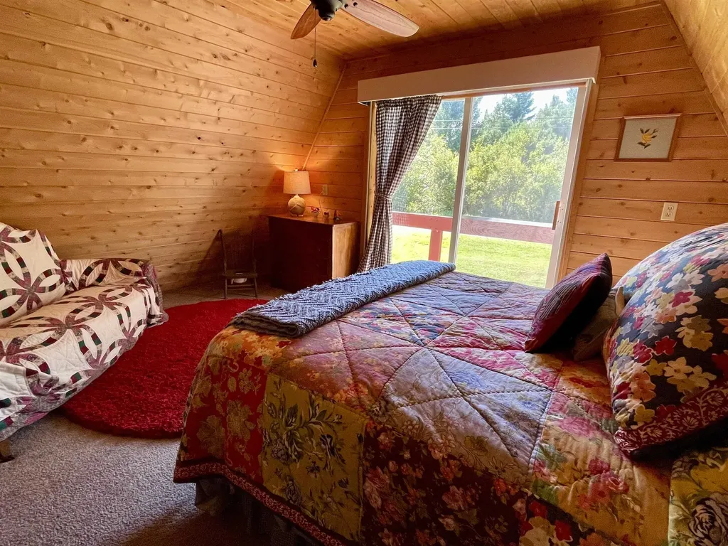 994 West Echo Lake Road Charleston VT 05872