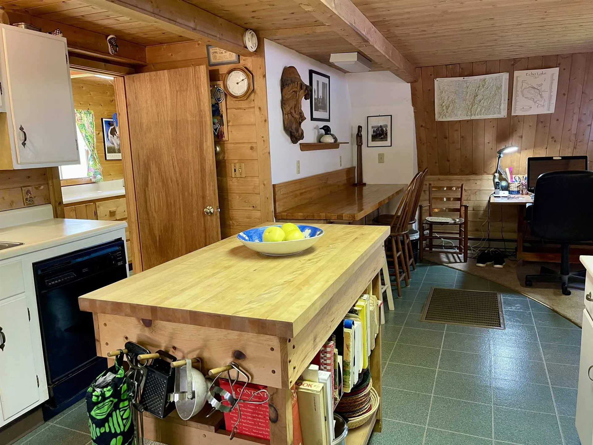 994 West Echo Lake Road Charleston VT 05872