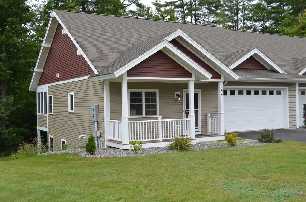 20 Stonehenge Circle Northfield NH 03220