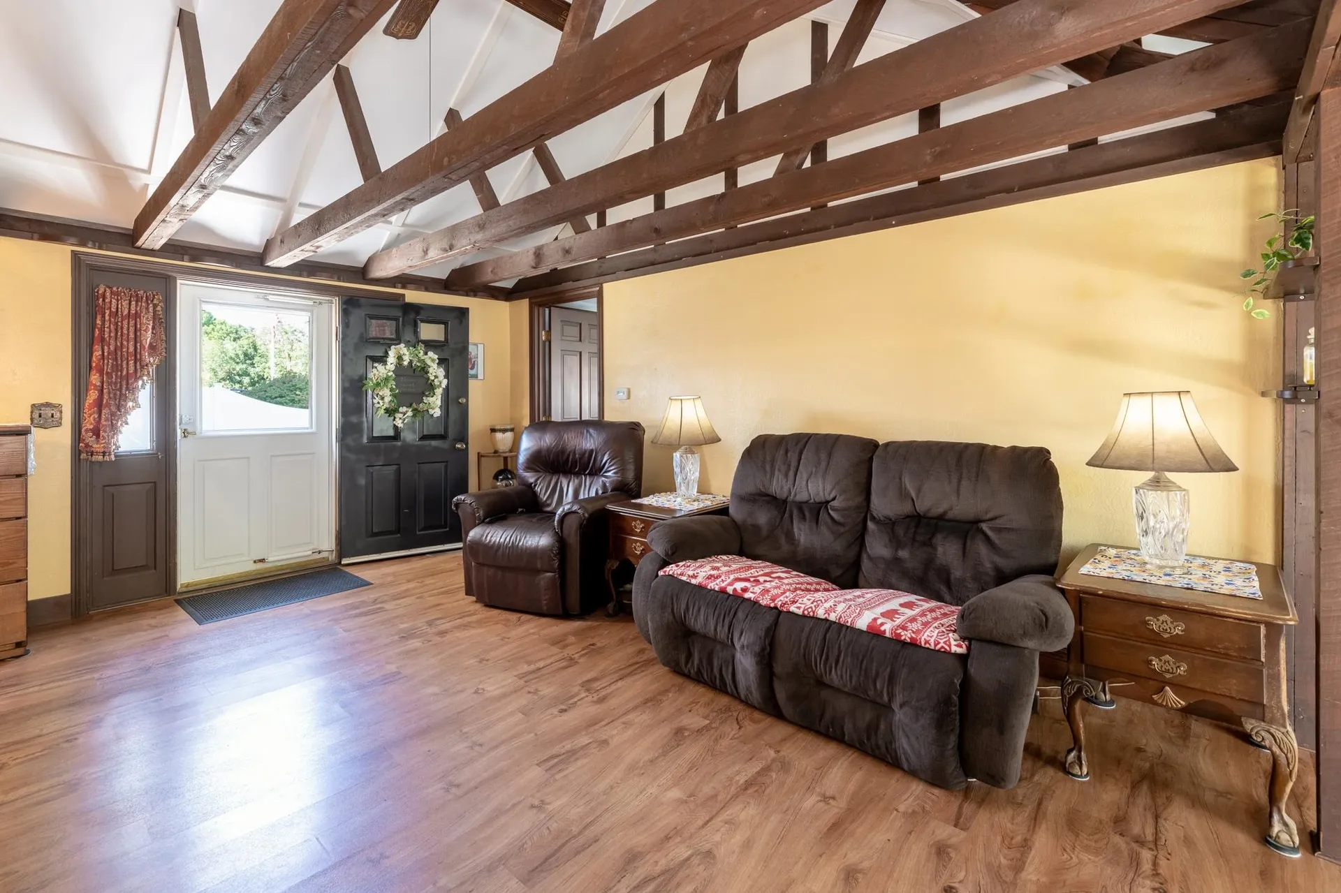 108 Railroad Avenue Epping NH 03042