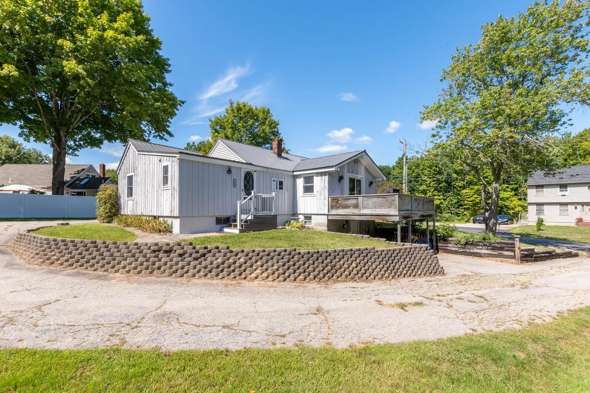 108 Railroad Avenue Epping NH 03042