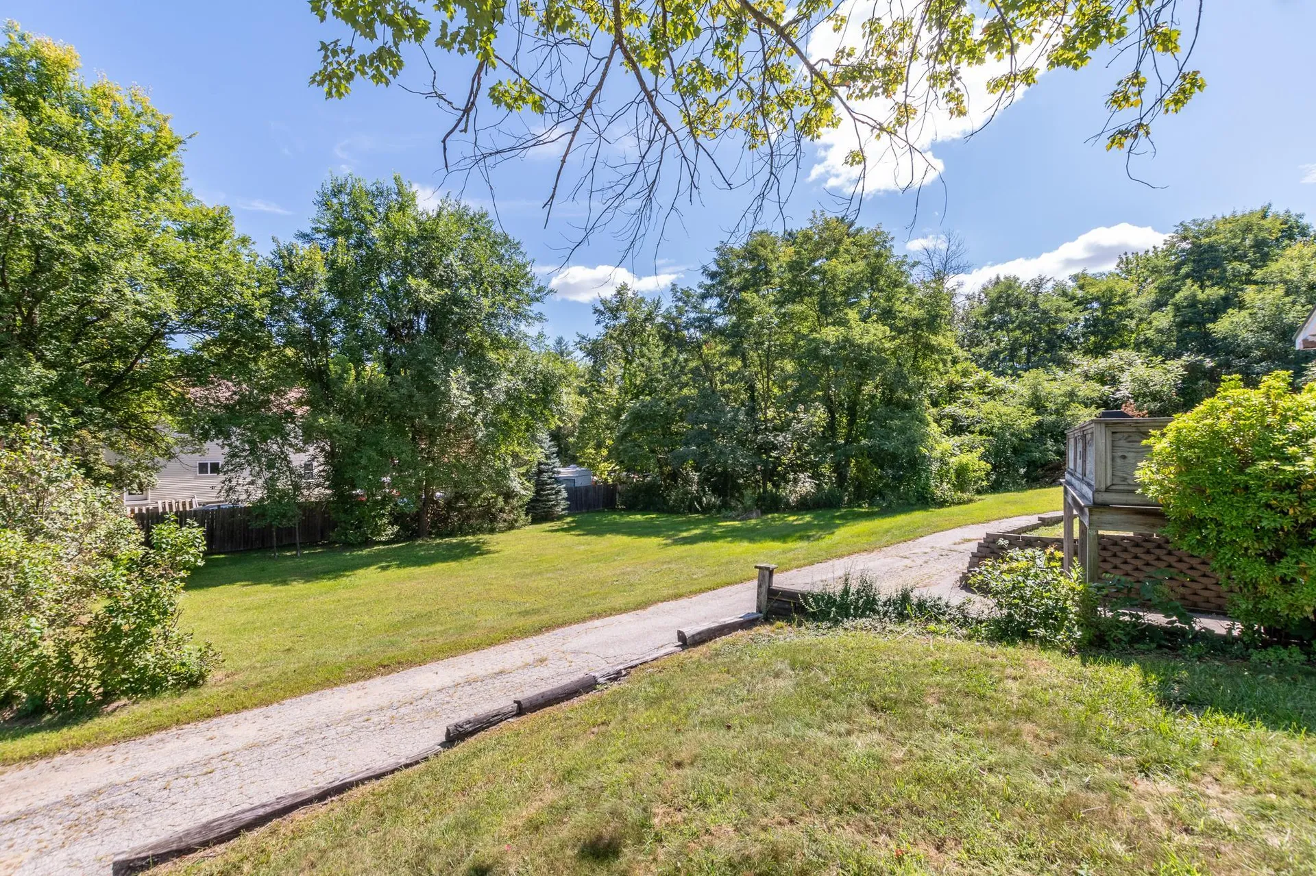 108 Railroad Avenue Epping NH 03042