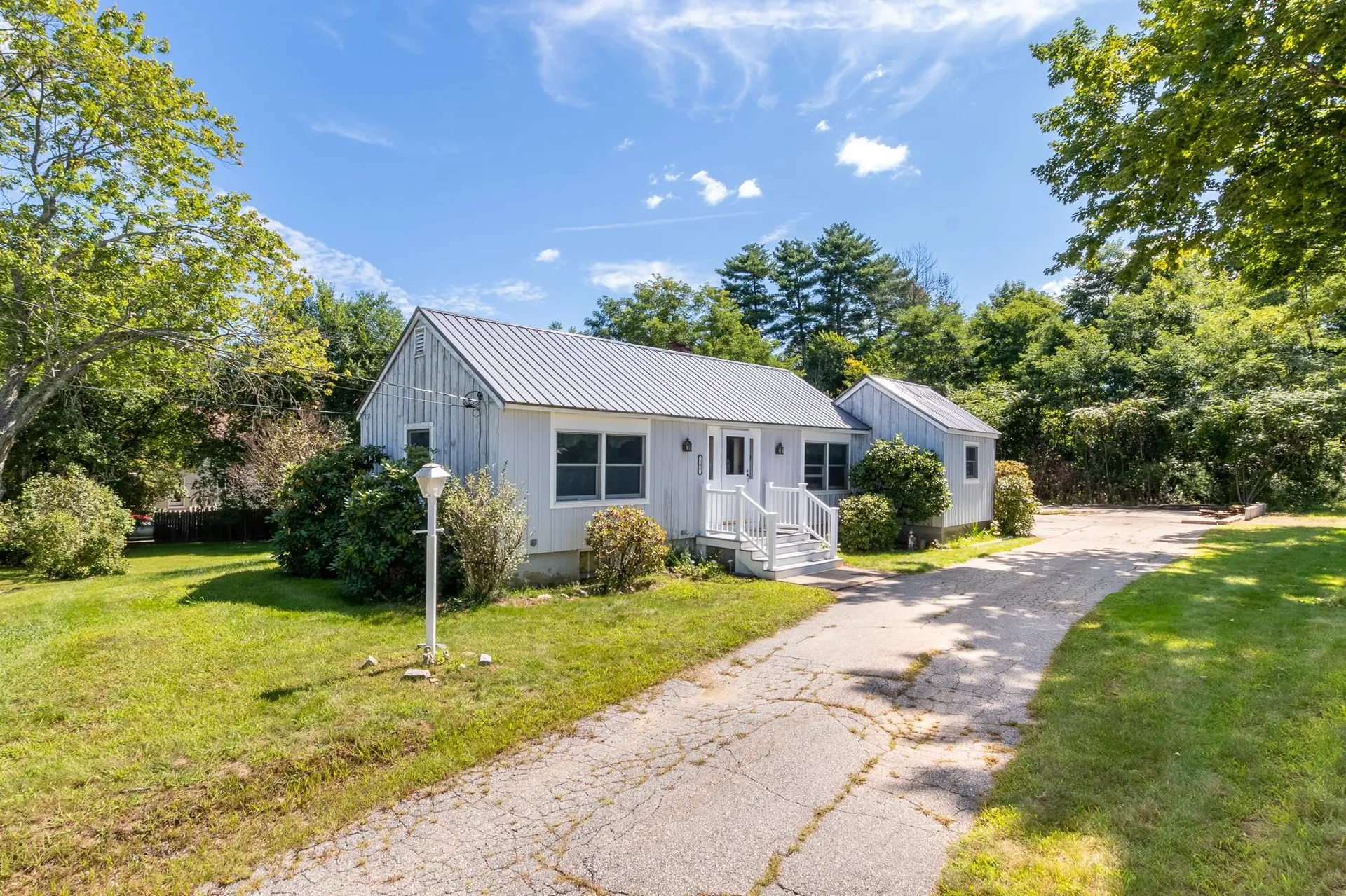 108 Railroad Avenue Epping NH 03042