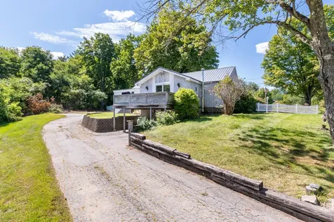 108 Railroad Avenue Epping NH 03042