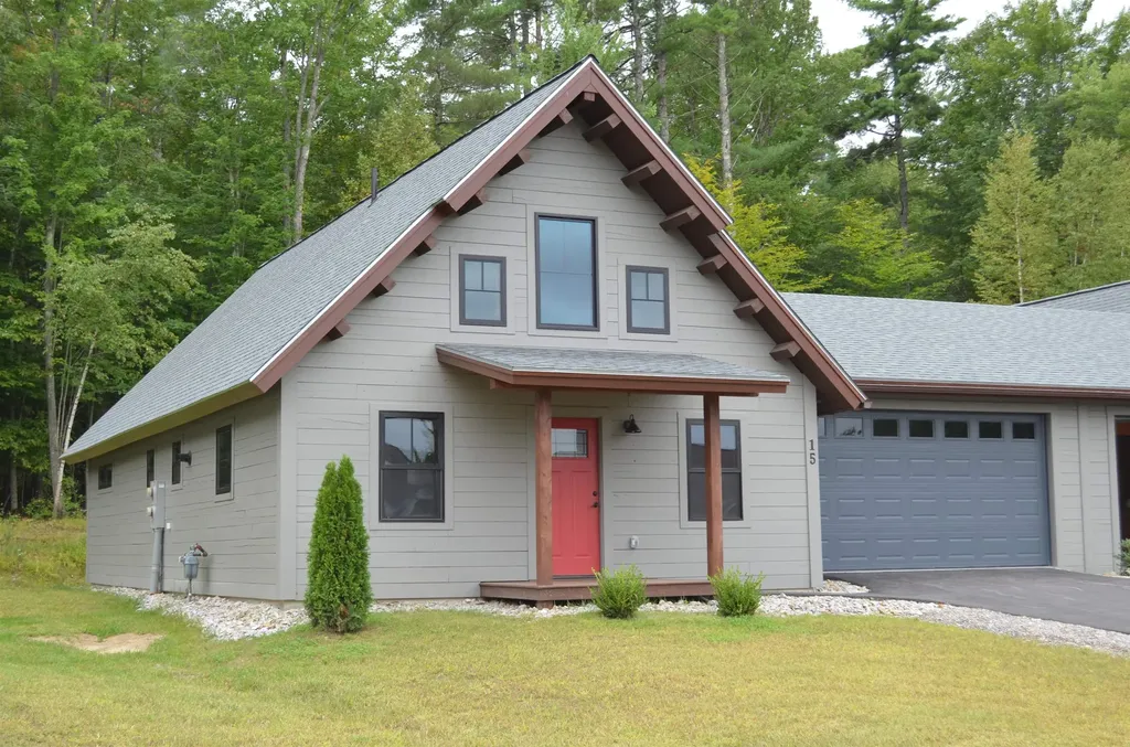 15 Stonehenge Circle Northfield NH 03276