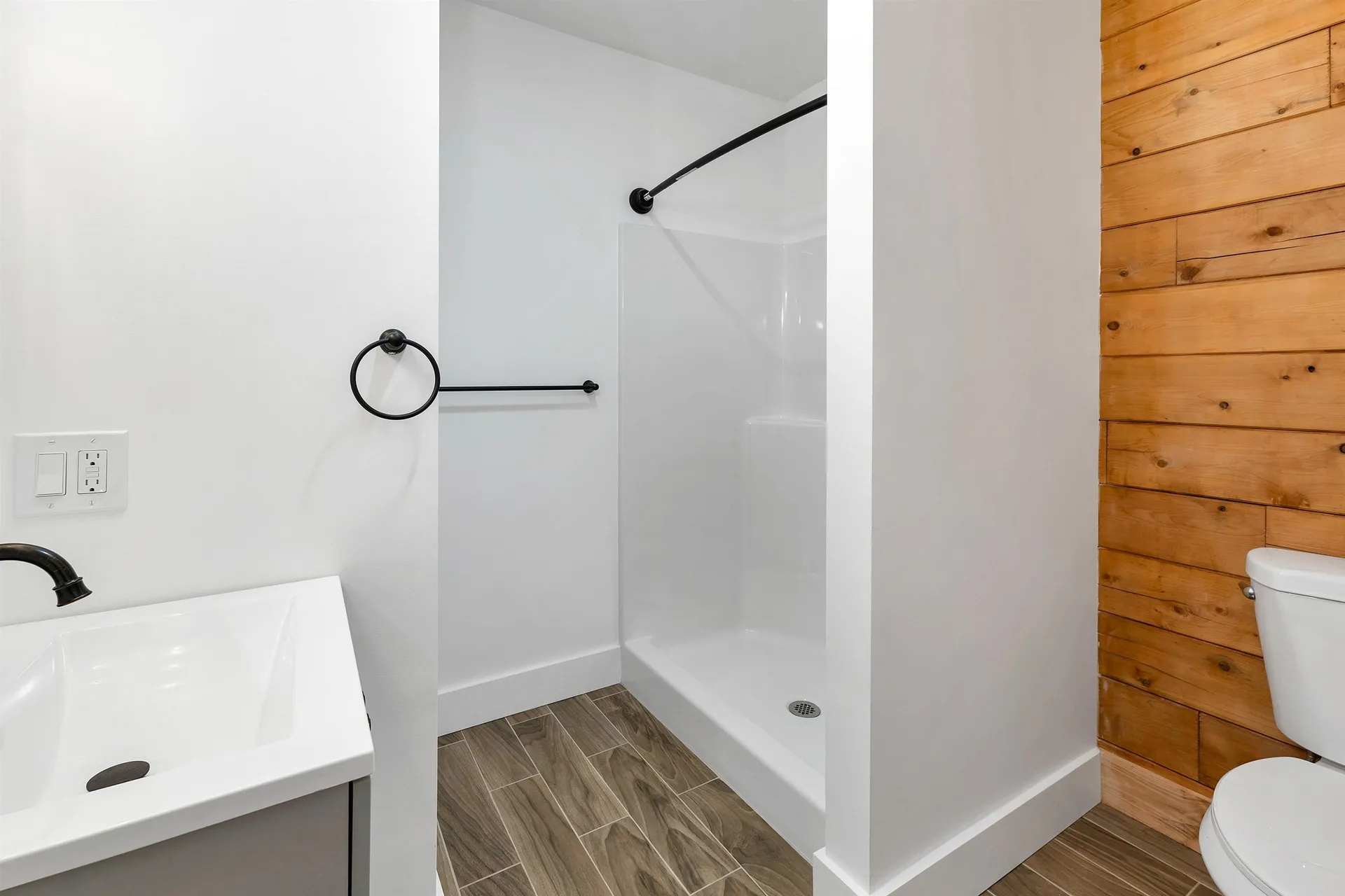 15 Stonehenge Circle Northfield NH 03276