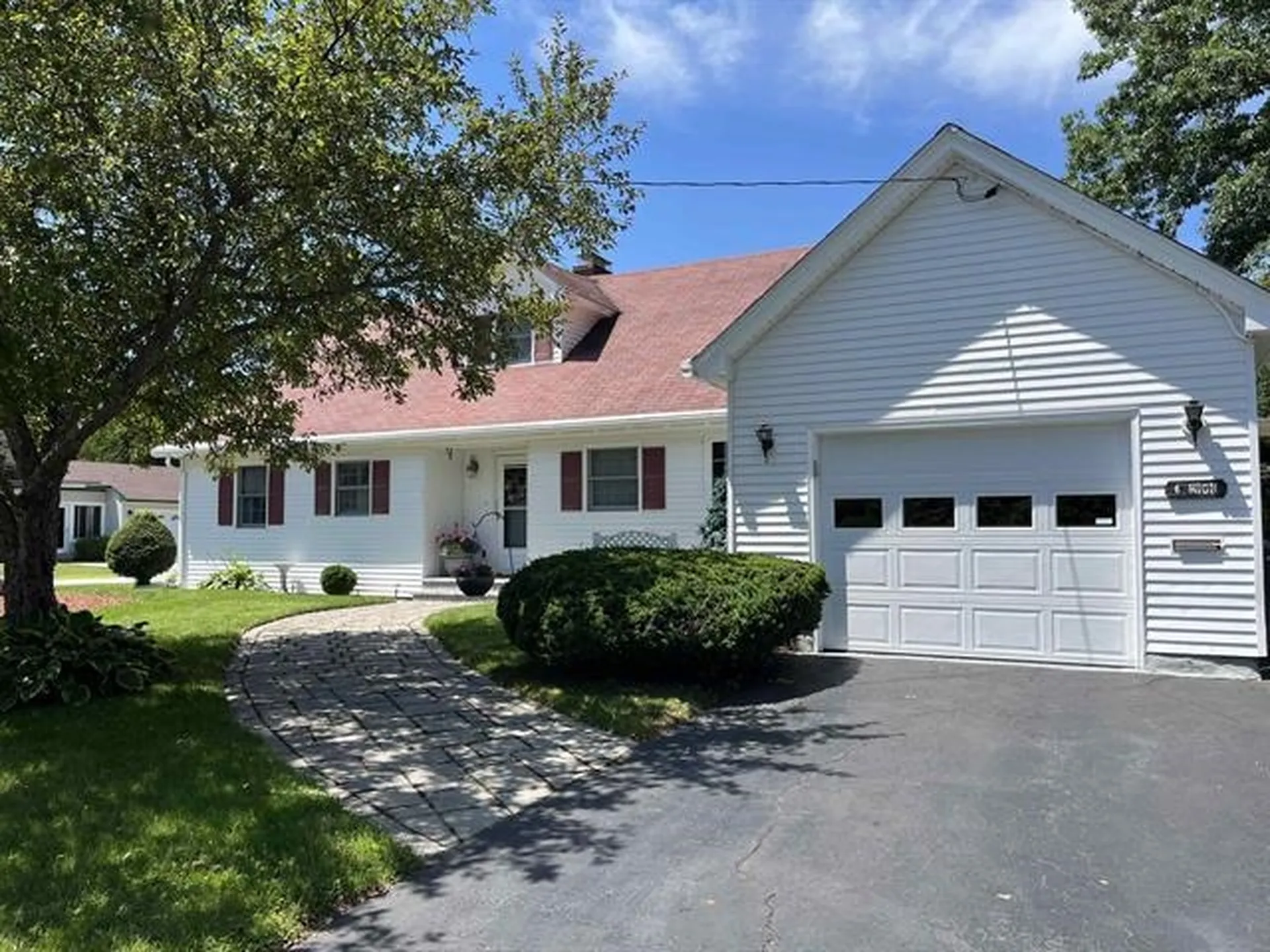 6 High Street Gorham NH 03581