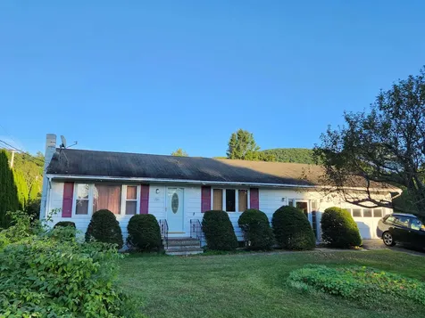 200 Mountain View Court Wells VT 05774