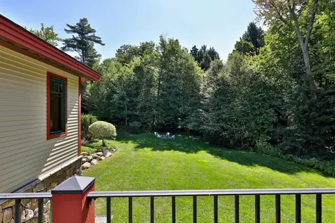 74 Country Crossing Ludlow VT 05149