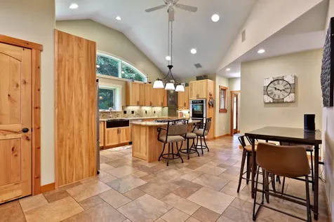 74 Country Crossing Ludlow VT 05149