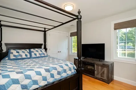 67 Pender Road Northwood NH 03261