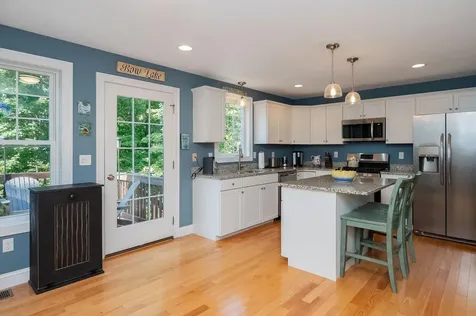 67 Pender Road Northwood NH 03261