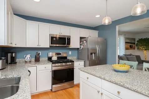 67 Pender Road Northwood NH 03261