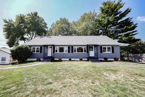 283-285 S Mammoth Road Manchester NH 03109