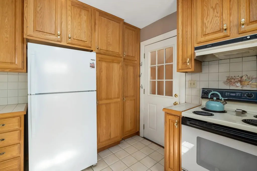 17 Hampshire Road Portsmouth NH 03801