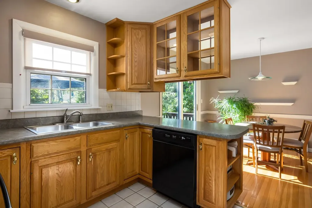 17 Hampshire Road Portsmouth NH 03801