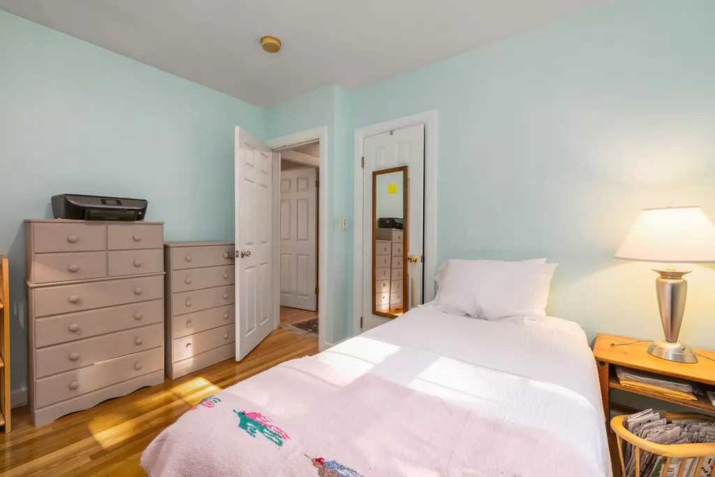 17 Hampshire Road Portsmouth NH 03801