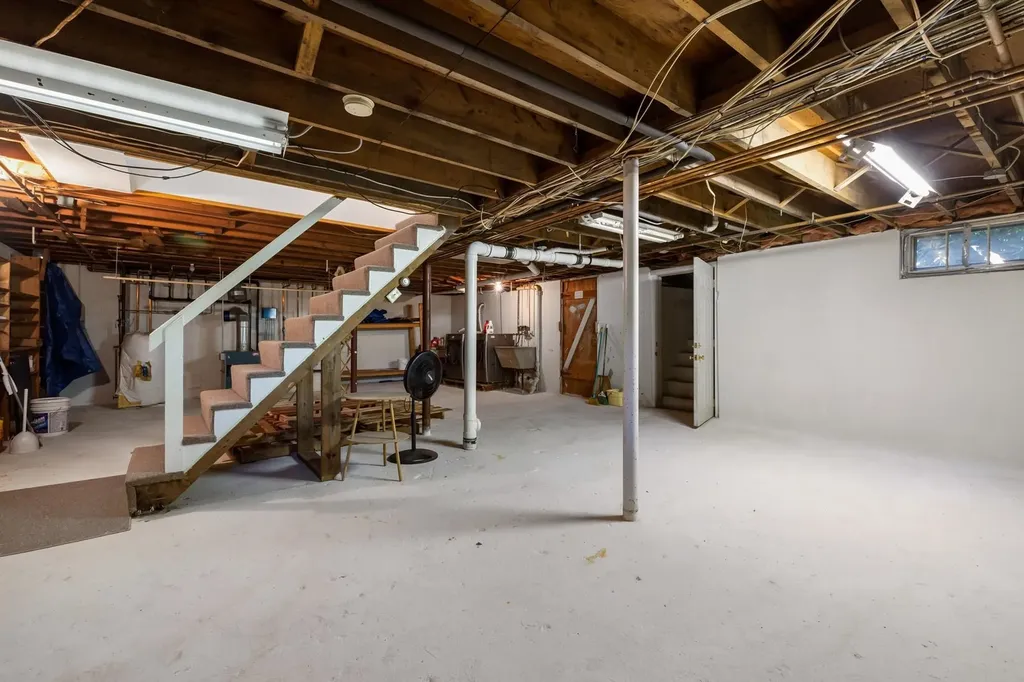 17 Hampshire Road Portsmouth NH 03801