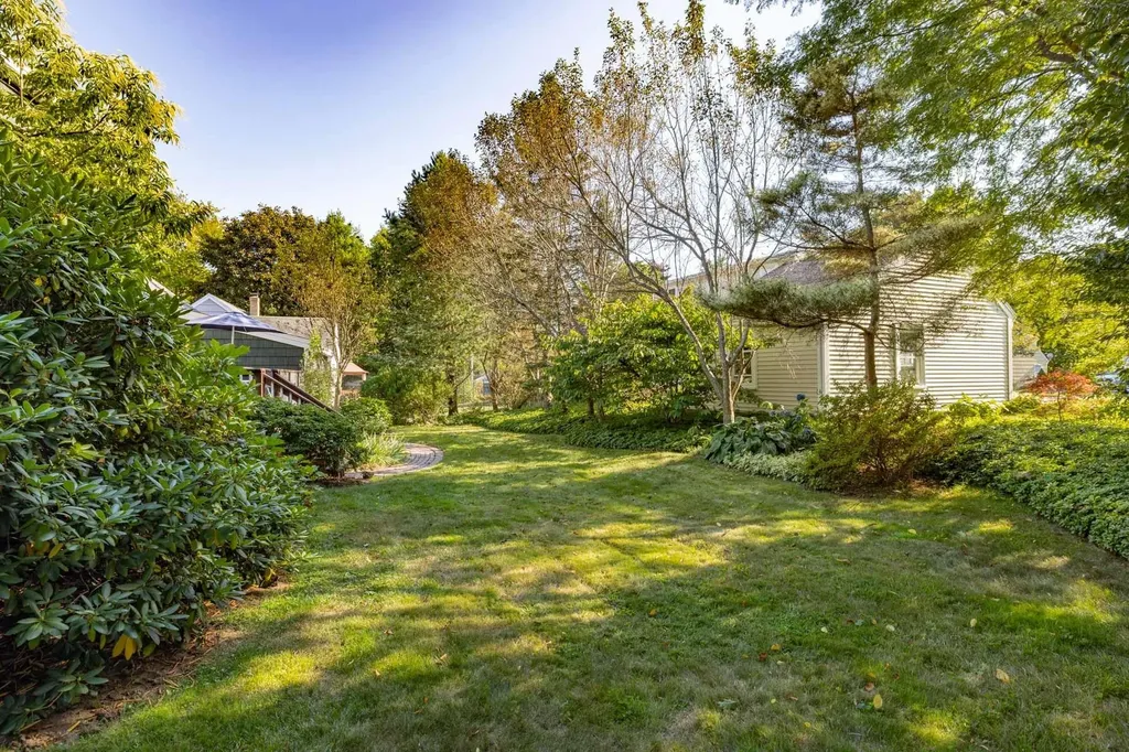 17 Hampshire Road Portsmouth NH 03801