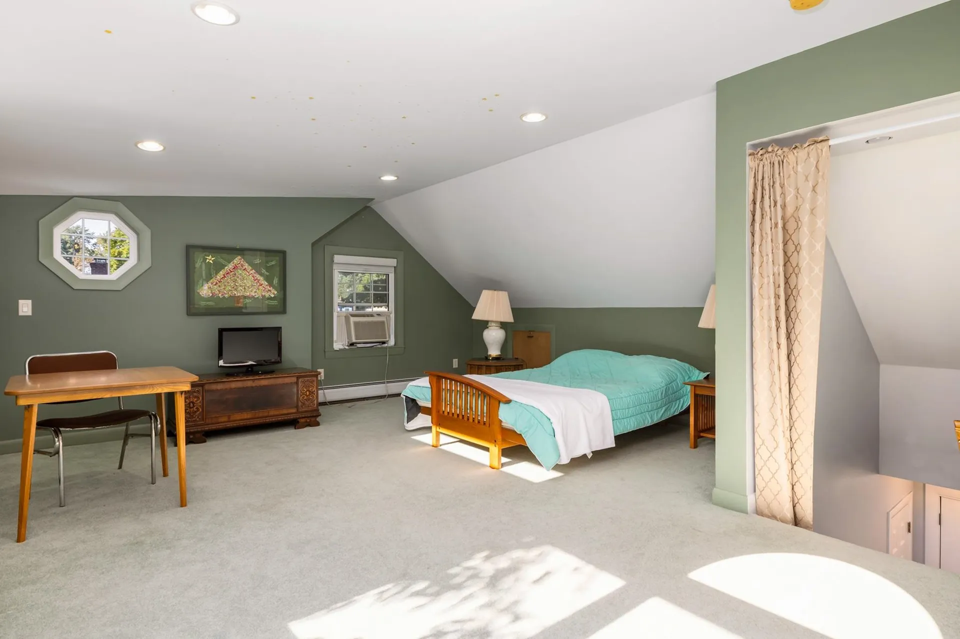 17 Hampshire Road Portsmouth NH 03801